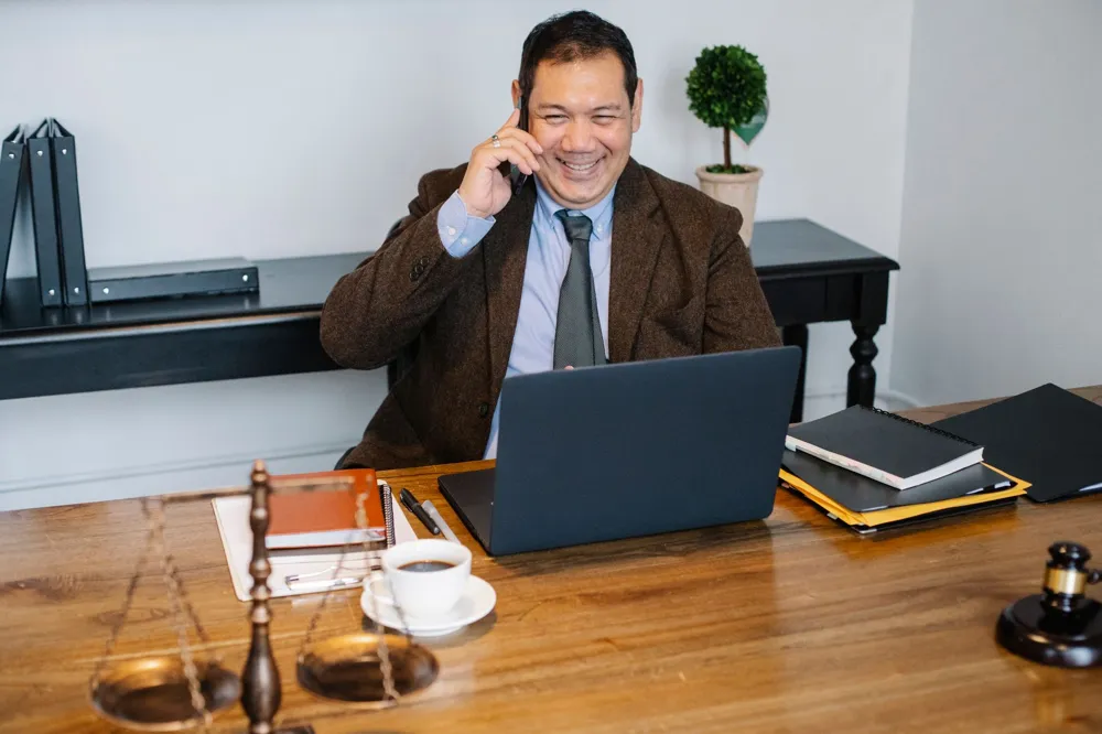 Melhor CRM para advogados: como escolher pelo fluxo de captação e atendimento